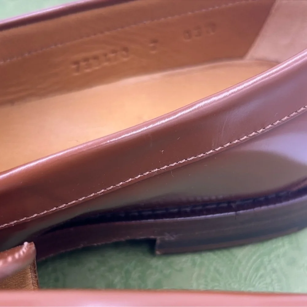 Men’s Gucci interlocking G leather loafer size 7 fits eight US made in Italy